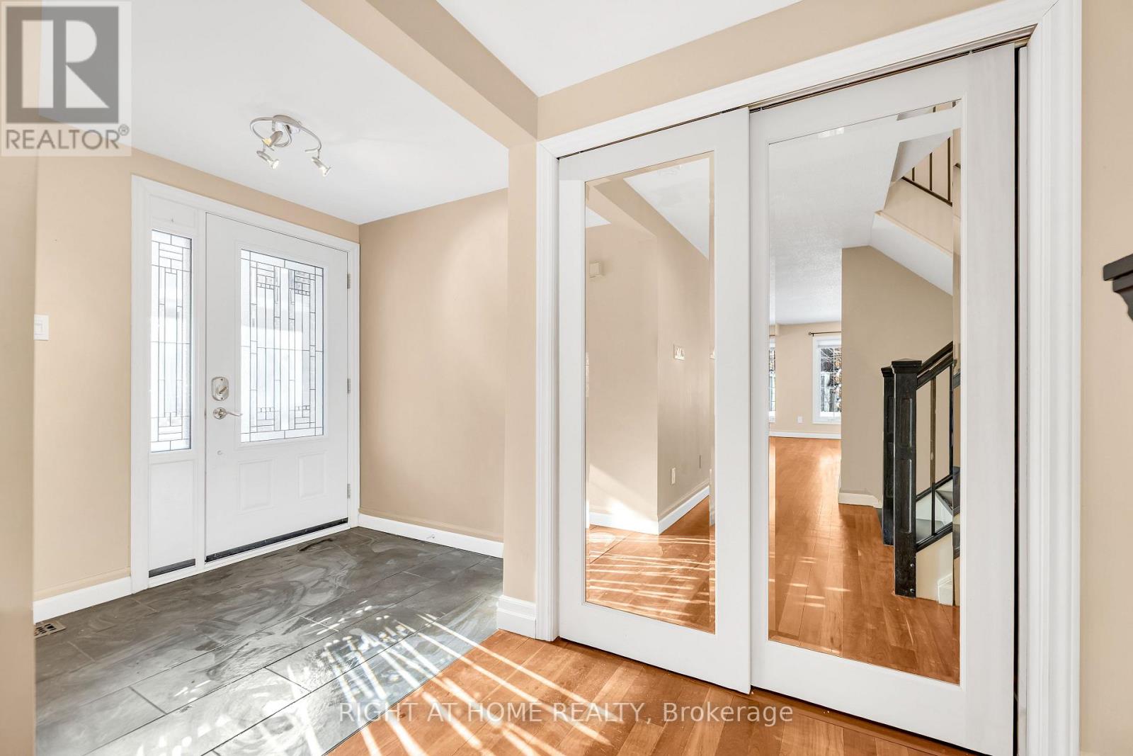 3 - 104 WOODLAWN ROAD E