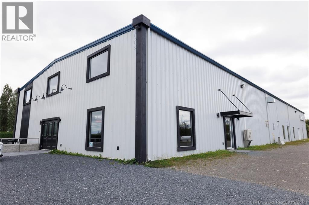 651 Main Street - Photo 2