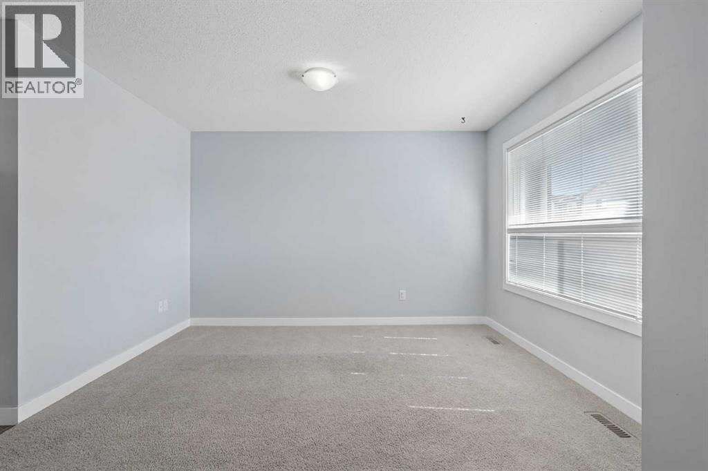4, 237 Silkstone Road W