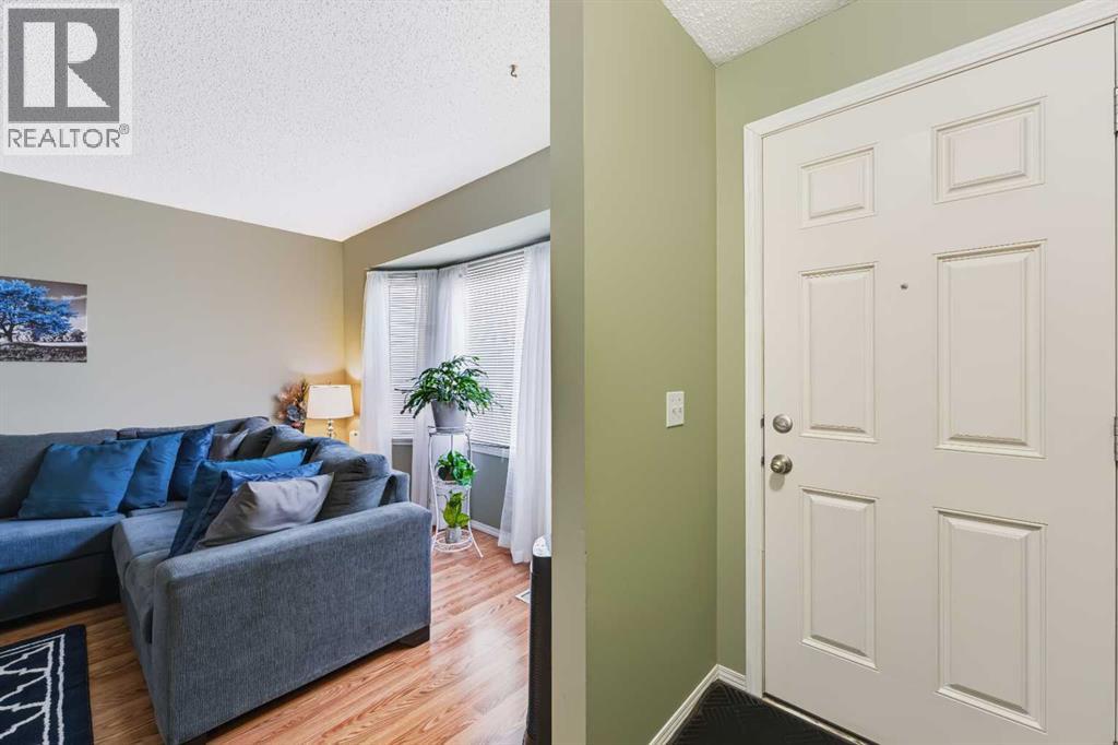 108 Falshire Terrace NE