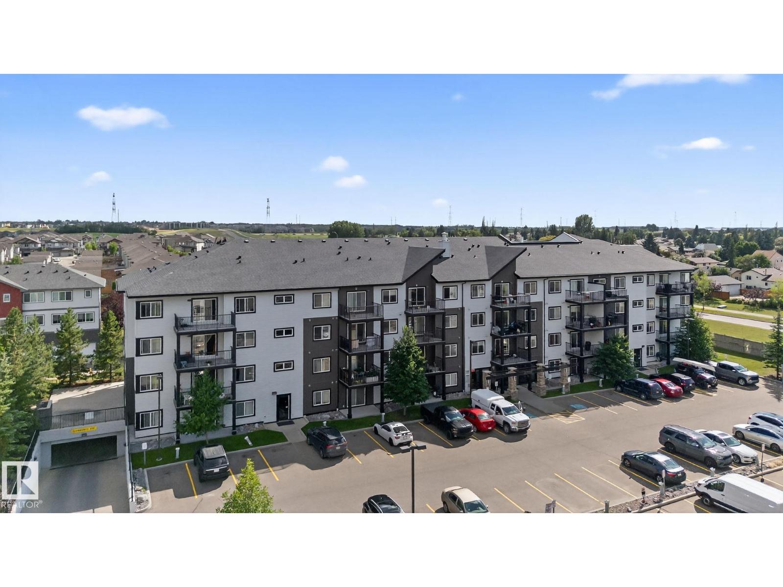 3353 16A AV NW