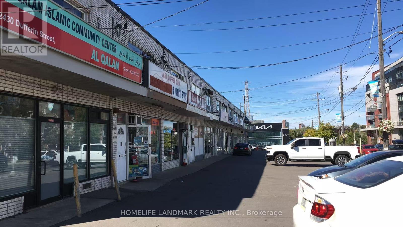 2432 DUFFERIN STREET