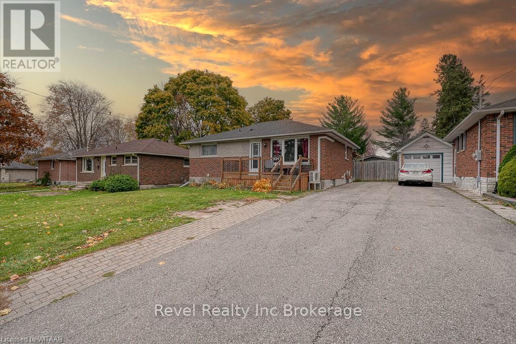 824 DEVONSHIRE AVENUE, WOODSTOCK (WOODSTOCK - NORTH), ON N4S 5R6 - Image 2496850340.jpeg?d=l