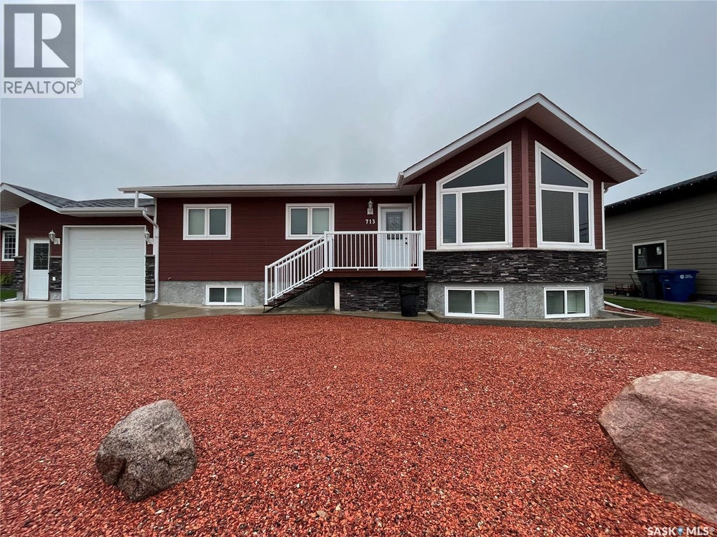 713 ST MARY STREET, ESTERHAZY, SK S0A 0X0 - Image 3342712926.jpeg?d=l