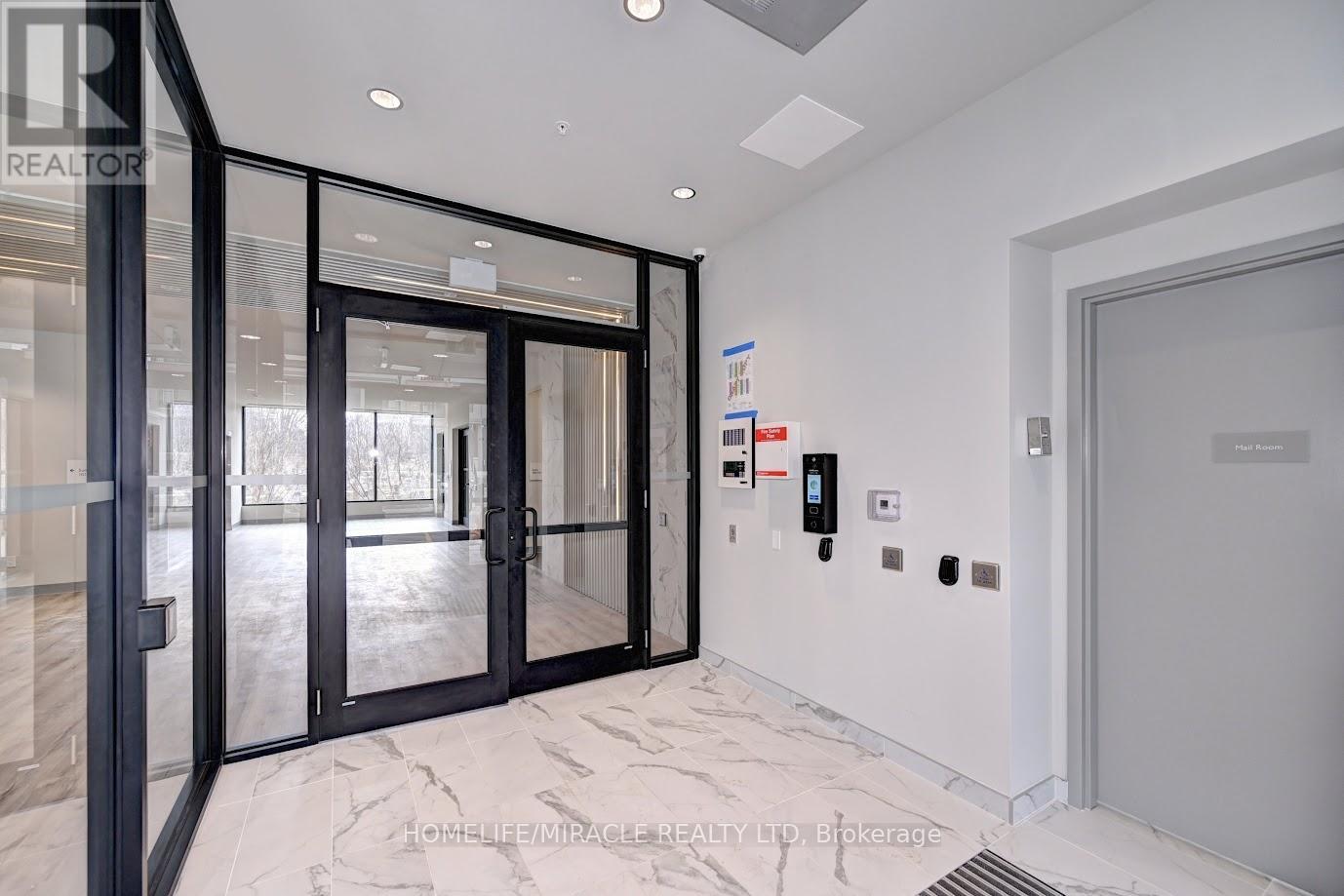 110 - 107 ROGERS STREET