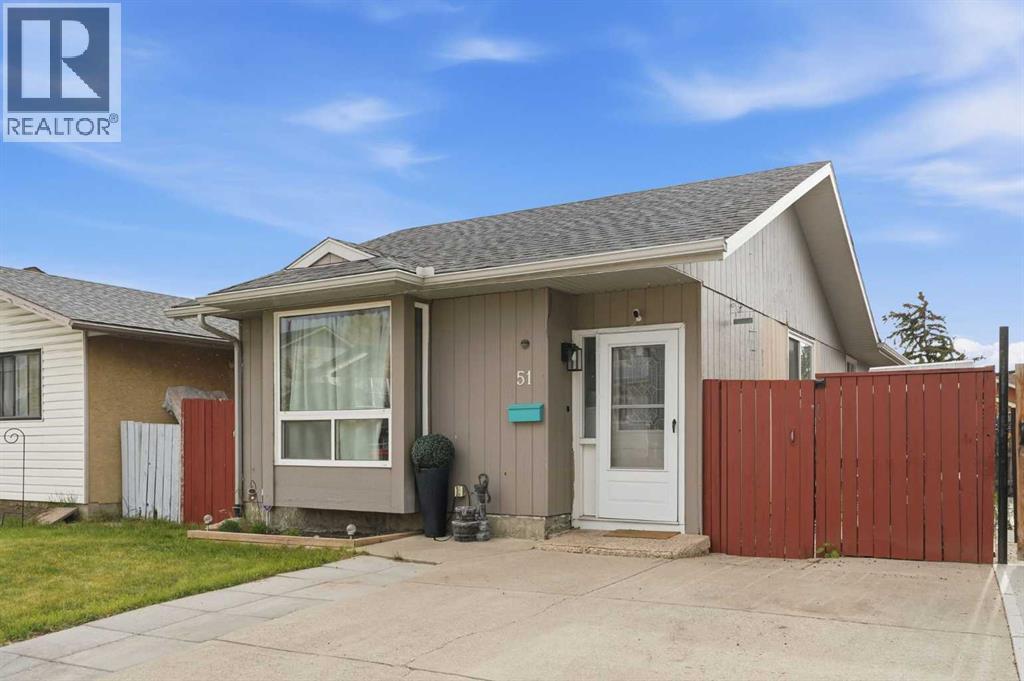 51 Aberdare Way NE