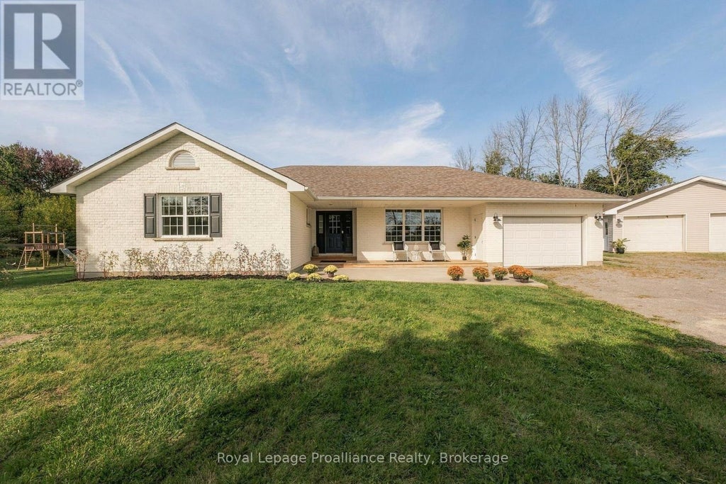 16 BONISTEEL ROAD, QUINTE WEST (SIDNEY WARD), ON K8P 5V8 - Image 2717242098.jpeg?d=l