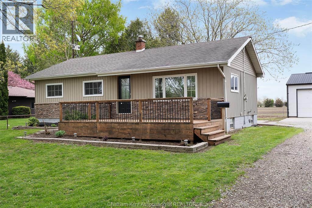 864 MCNAUGHTON AVENUE East