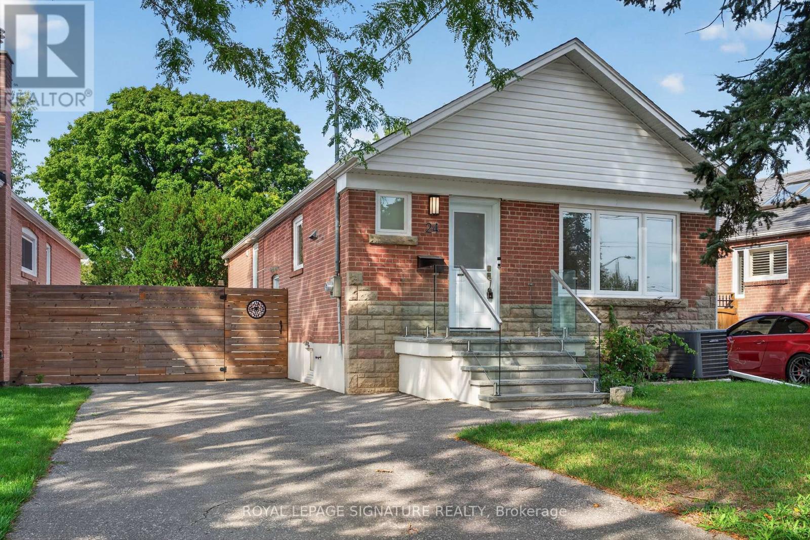 24 GLENSHAW CRESCENT