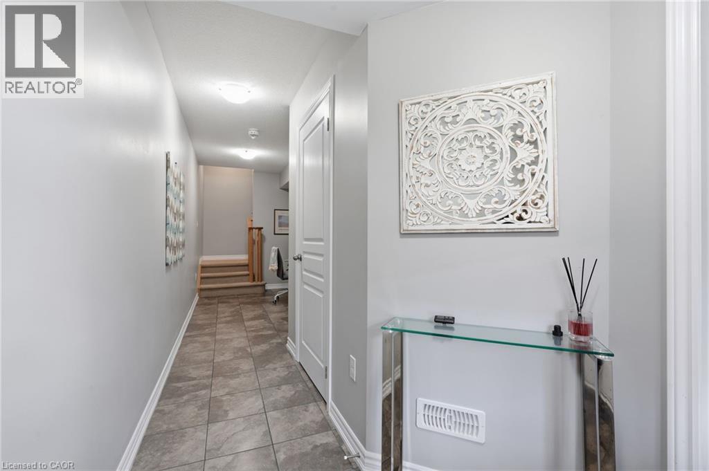 25 HISCOTT Drive