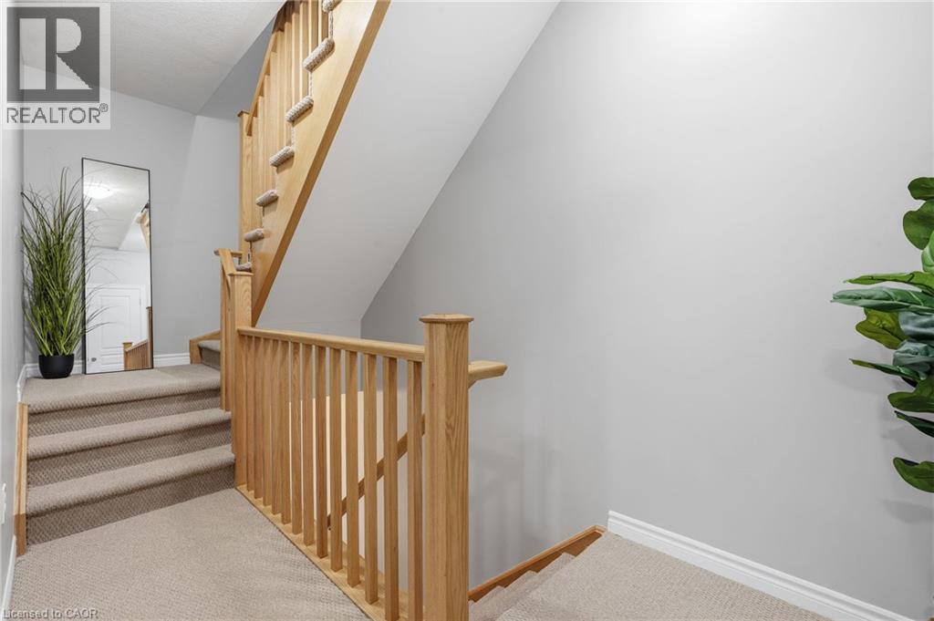 25 HISCOTT Drive
