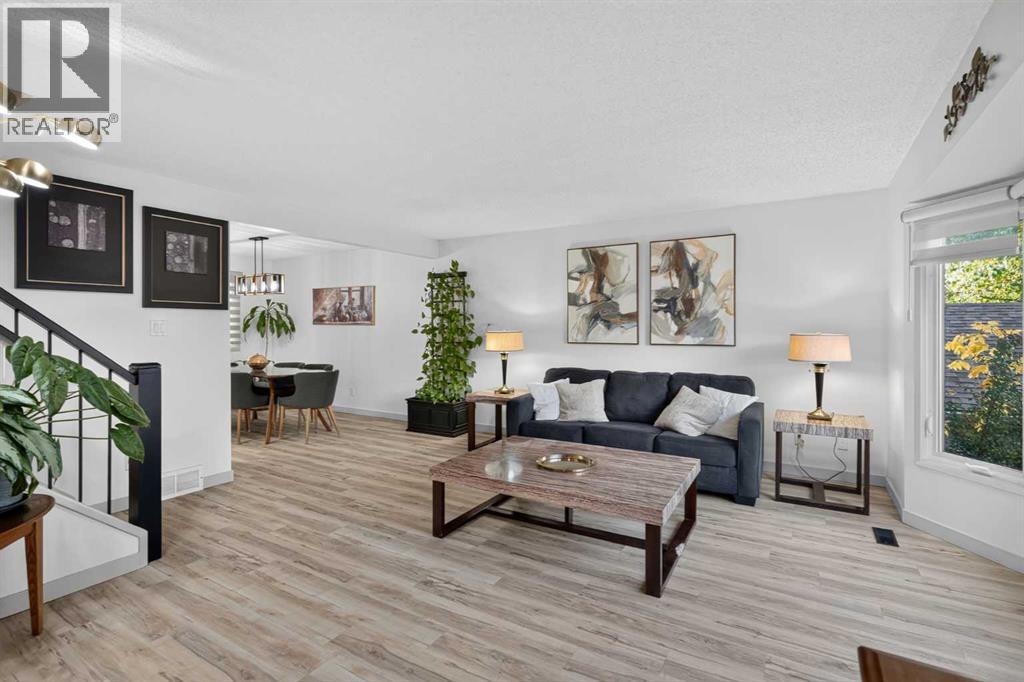 40 Silver Ridge Court NW
