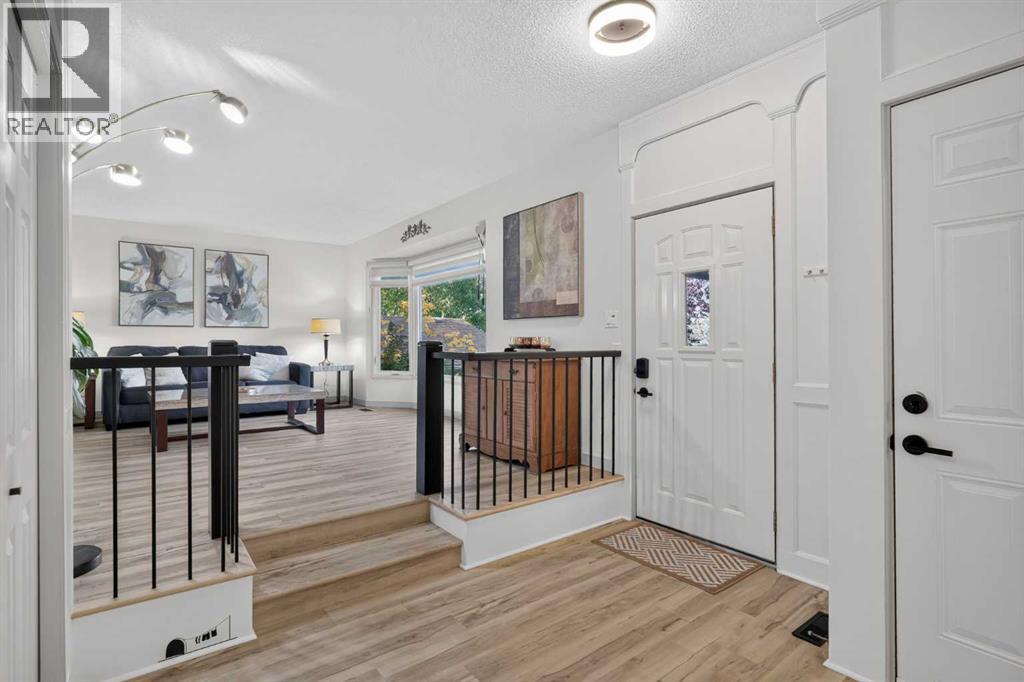 40 Silver Ridge Court NW