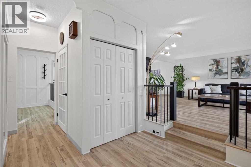 40 Silver Ridge Court NW