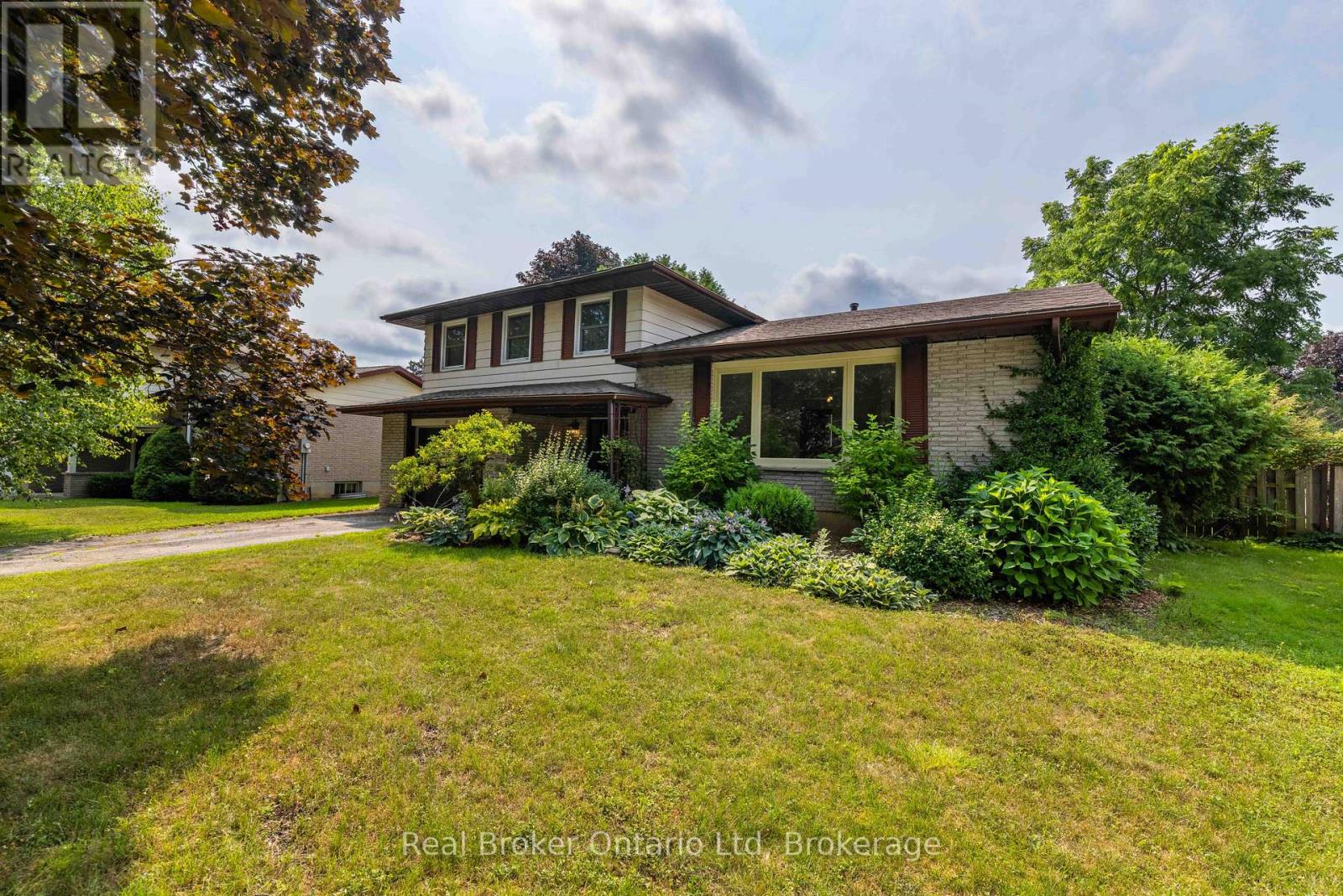481 4TH 'A' STREET W
