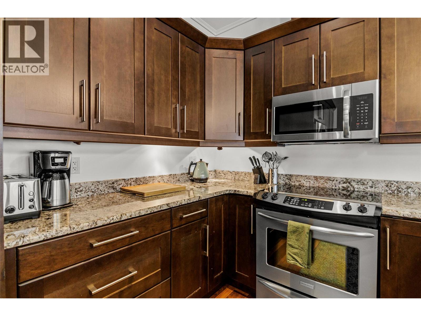 309 1 Street W Unit# 301