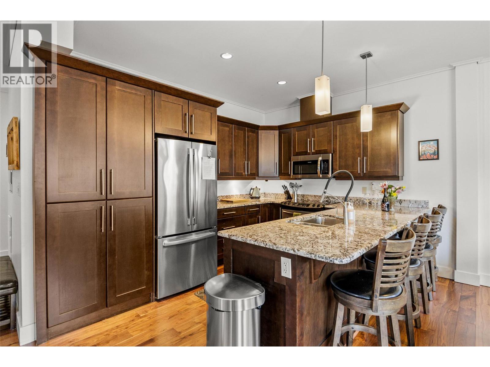 309 1 Street W Unit# 301
