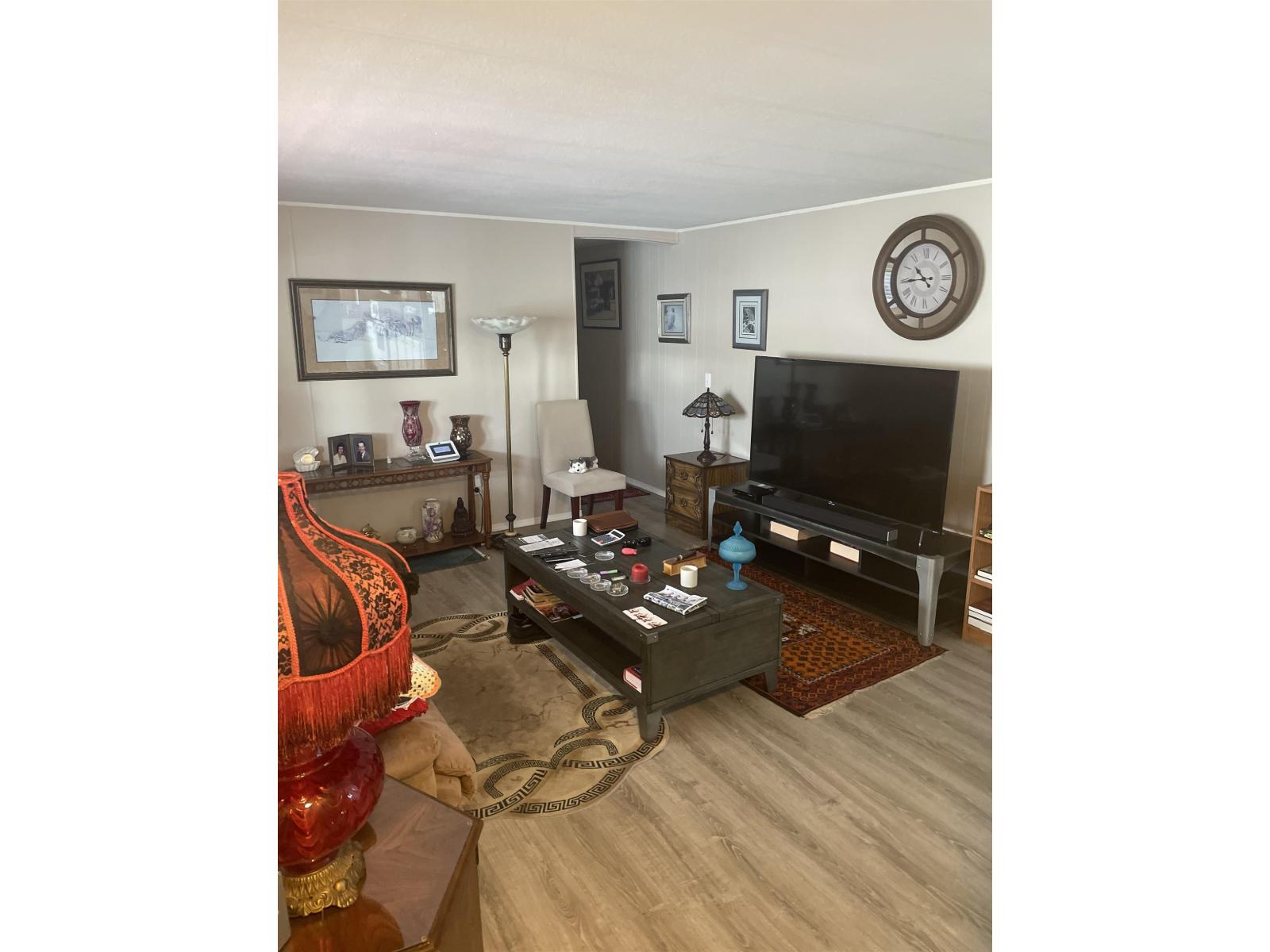 98 2270 196 STREET