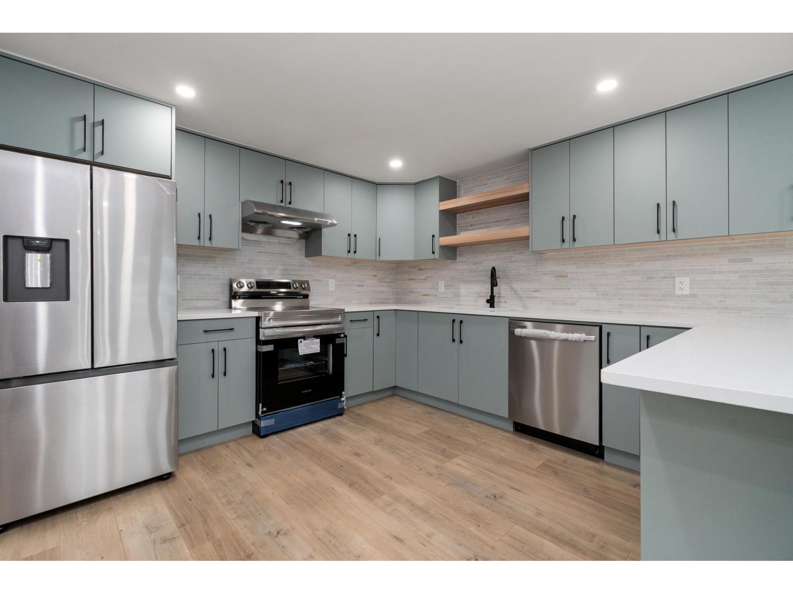 15 45640 WATSON ROAD, Garrison Crossing