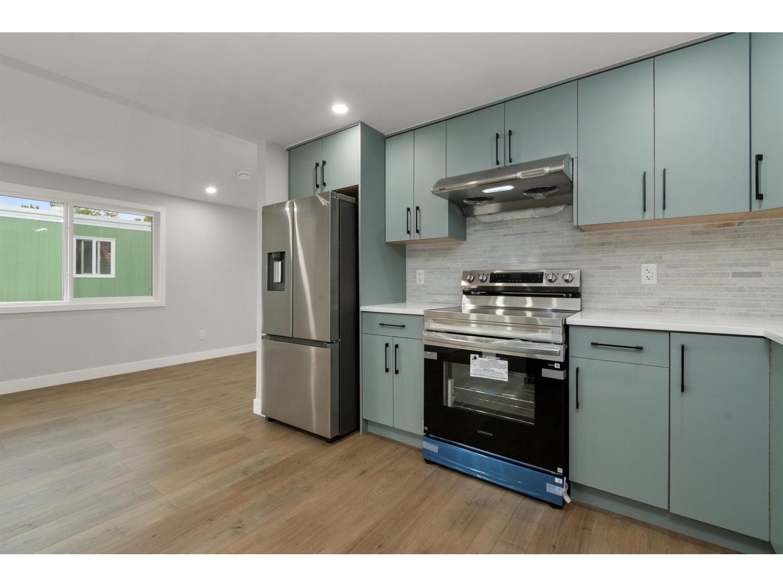 15 45640 WATSON ROAD, Garrison Crossing