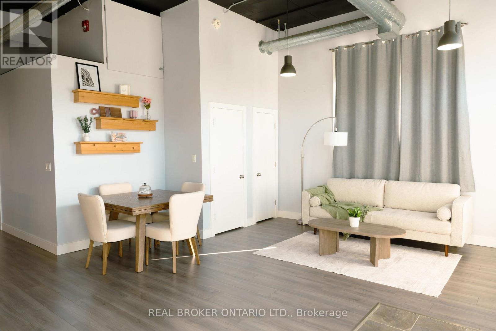 UNIT 102 - 904 PAISLEY ROAD
