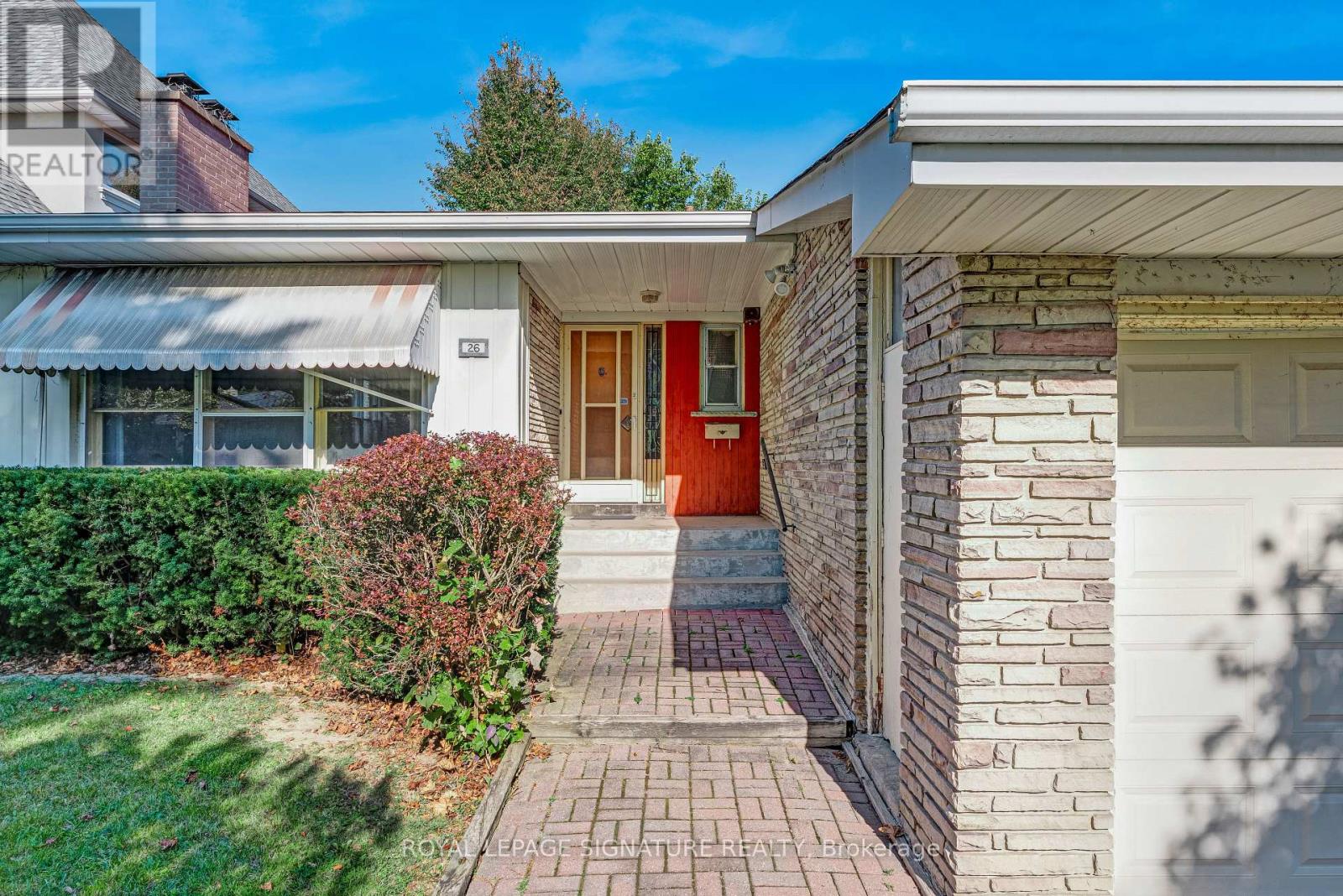26 MILLGATE CRESCENT