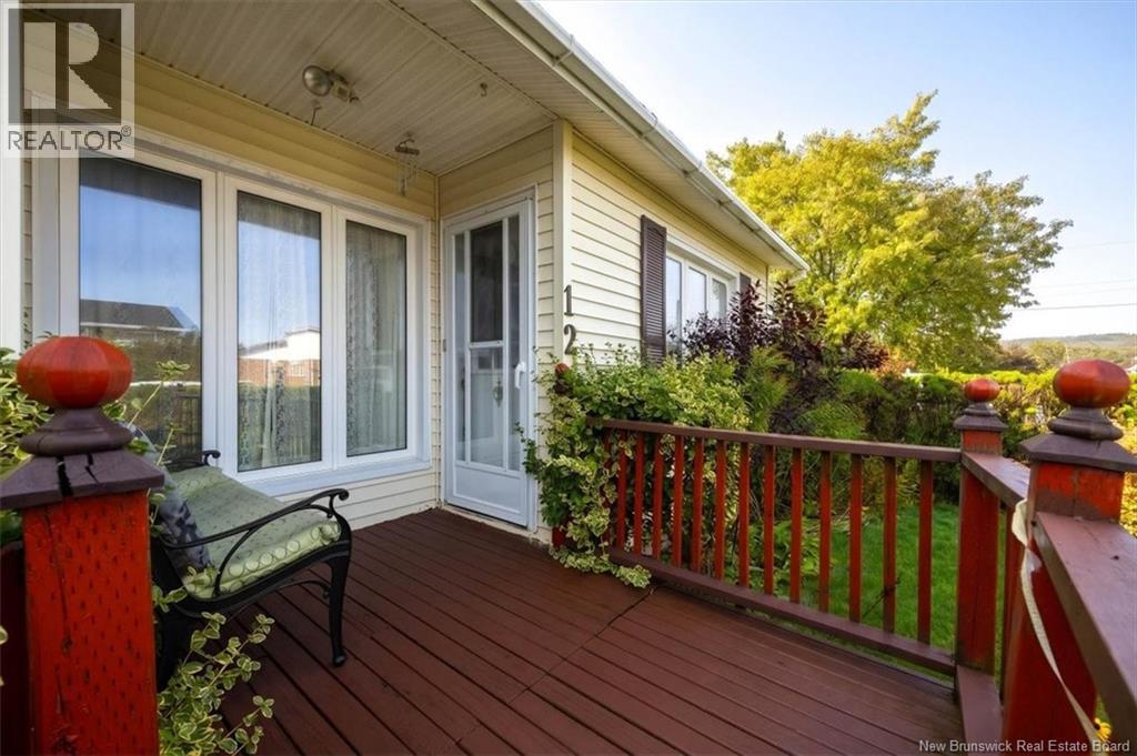 12 Avon Court - Photo 4