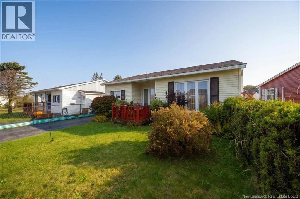 12 Avon Court - Photo 3
