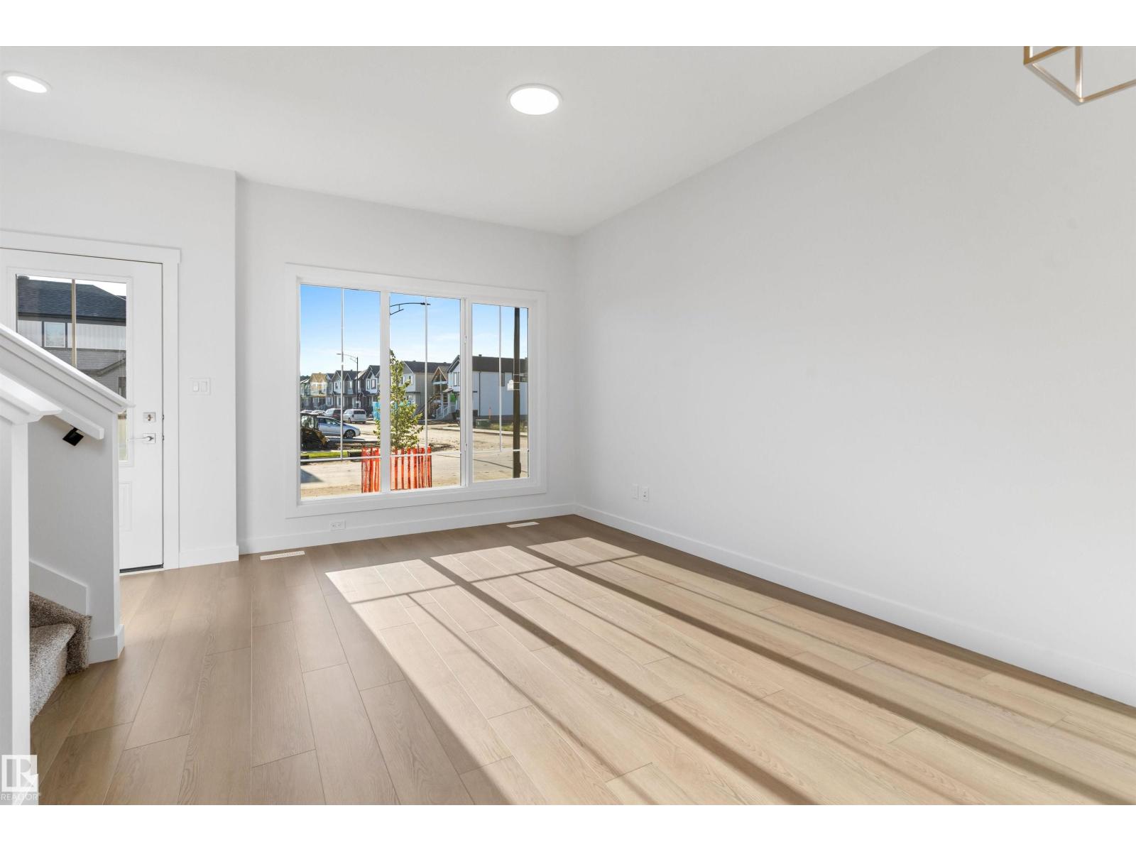 1609 210A ST NW