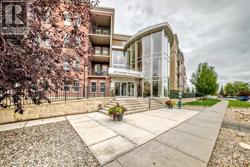 4203, 11811 Lake Fraser Drive SE