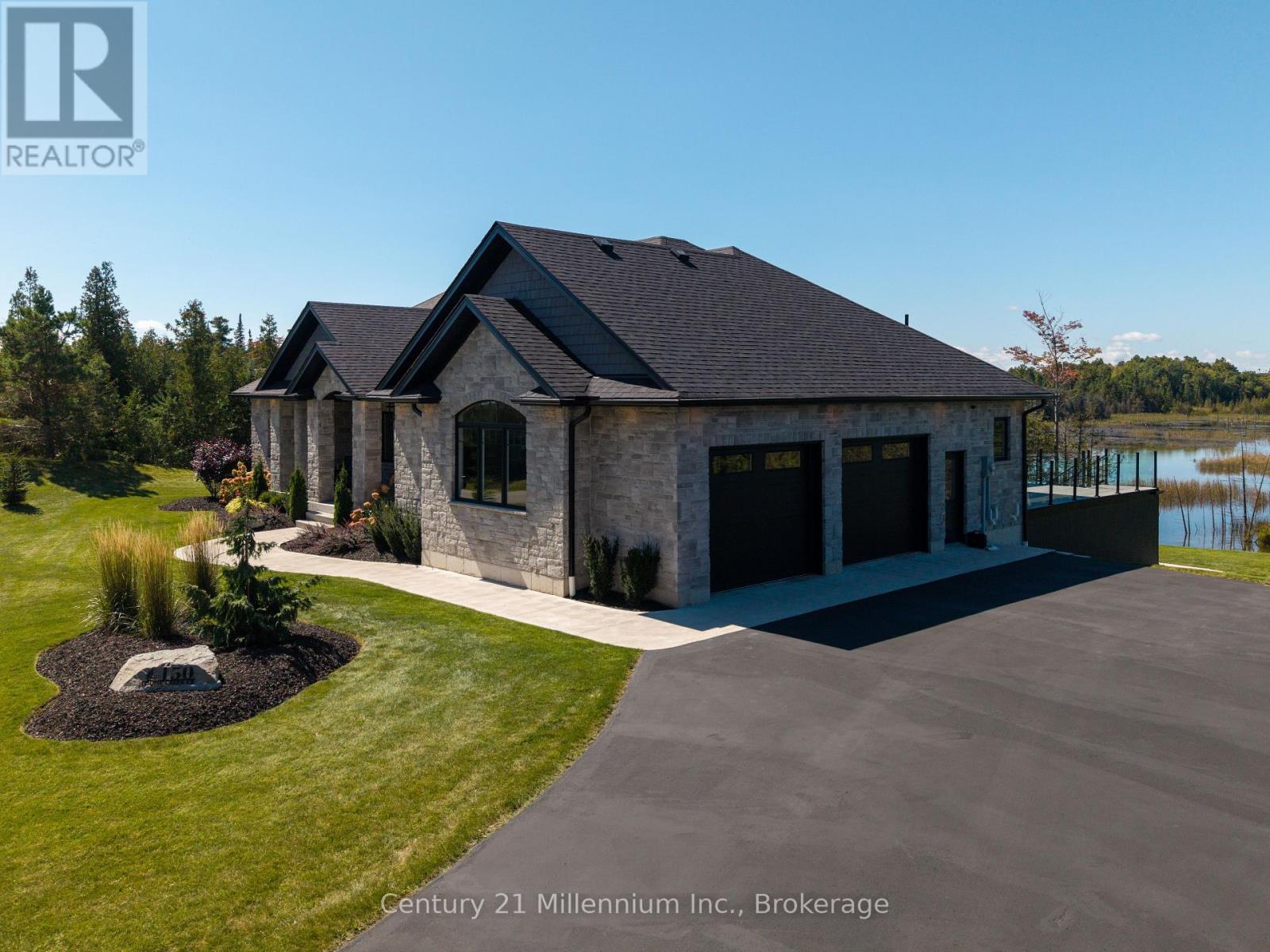 150 LOUISE CREEK CRESCENT