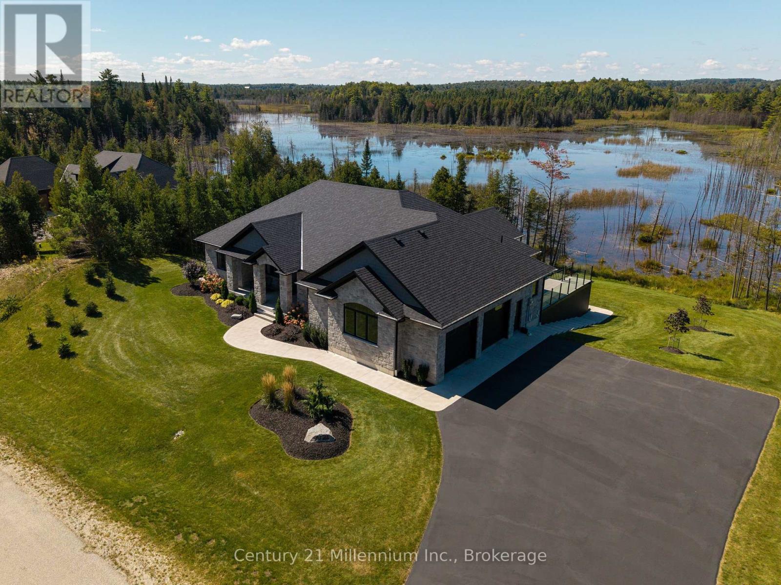 150 LOUISE CREEK CRESCENT