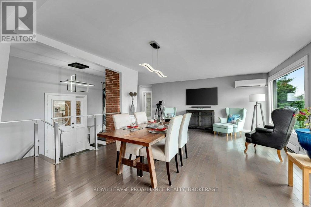 25 WILLOWBANK ROAD E