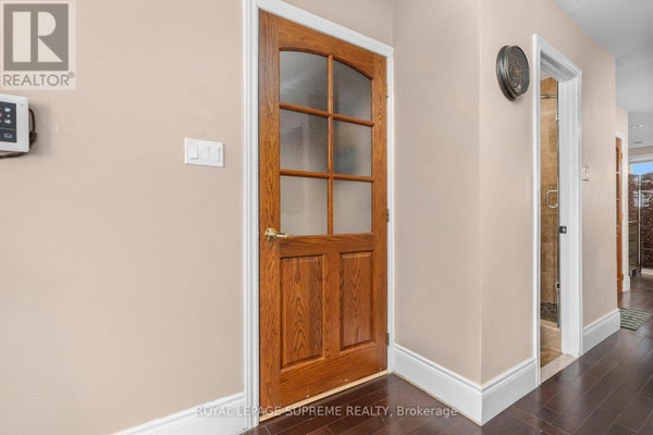 6127 Steeles Ave W, Toronto (Humber Summit), ON 4
