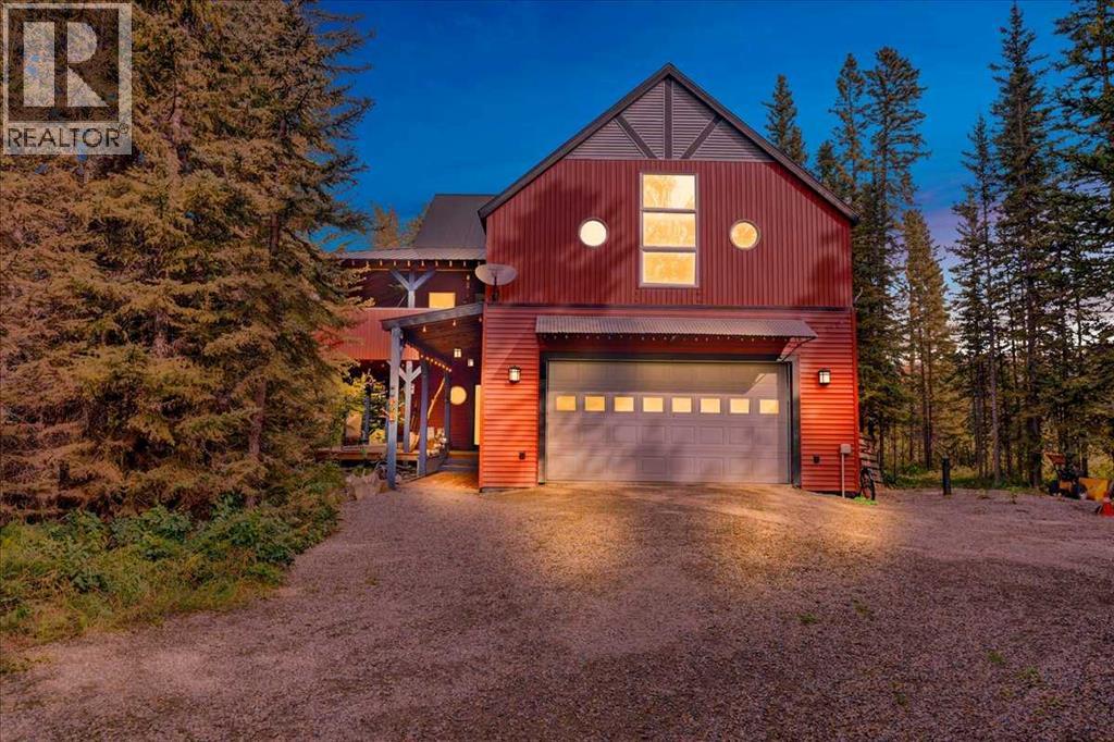 224 7 STREET NE, SUNDRE, AB T0M 1X0 - Image 2055786779.jpeg?d=l