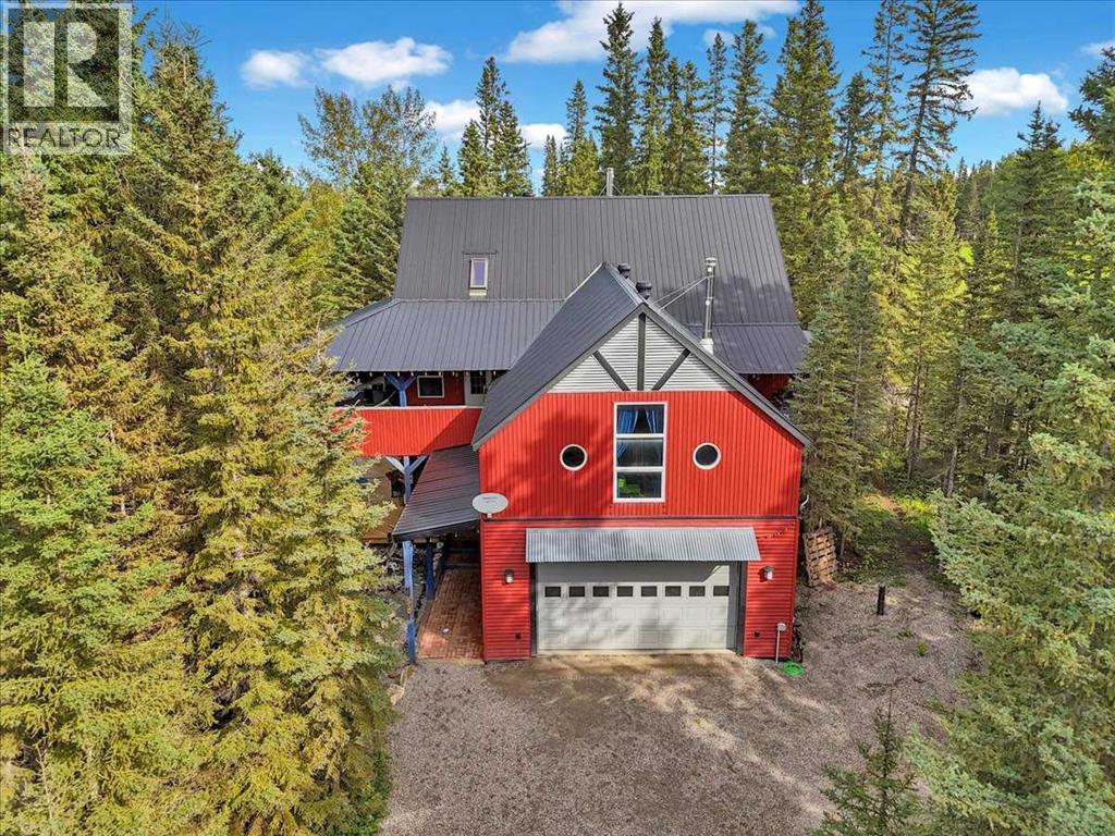 224 7 STREET NE, SUNDRE, AB T0M 1X0 - Image 3478065367.jpeg?d=l