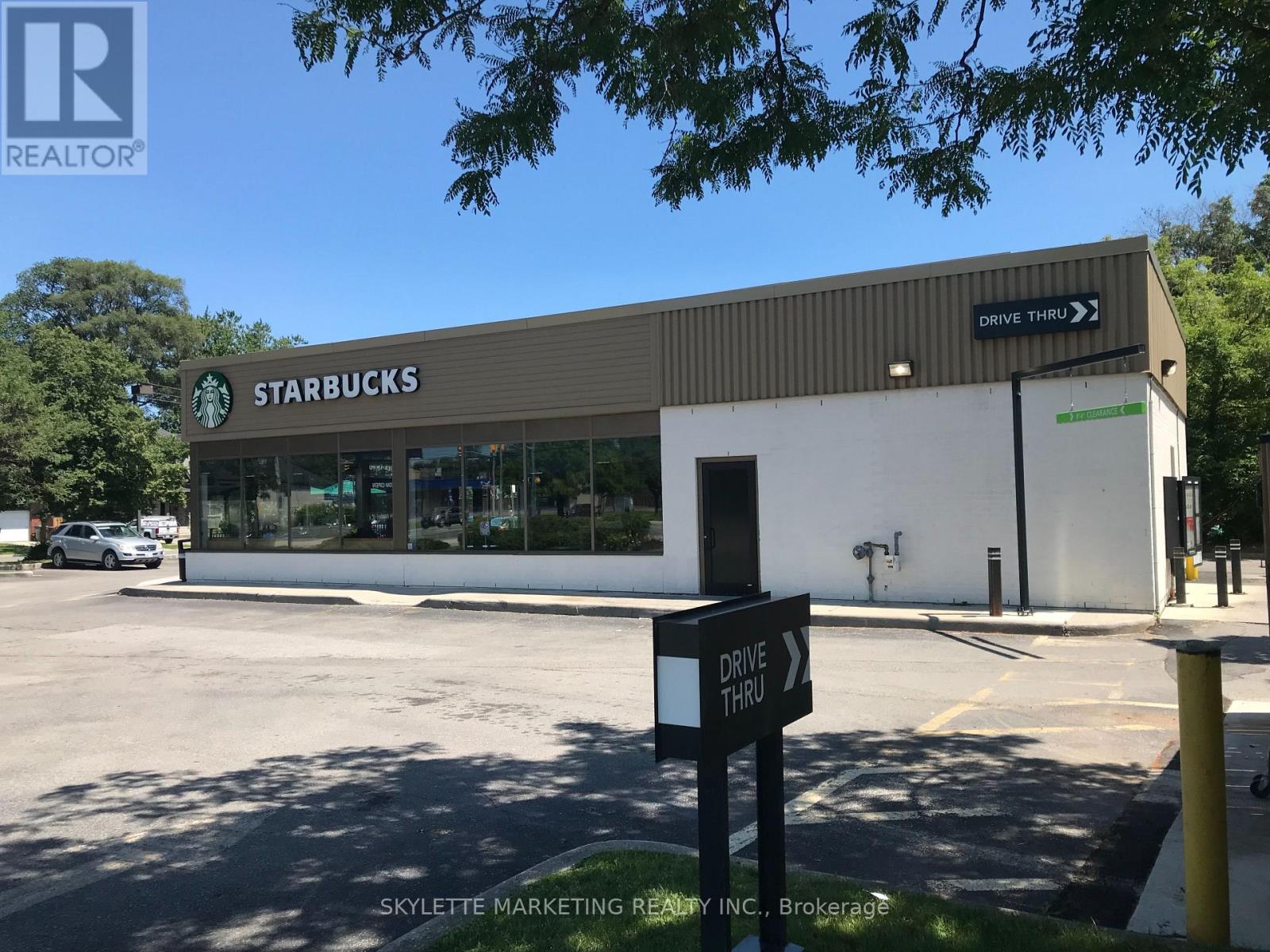 334 DUNDAS STREET E