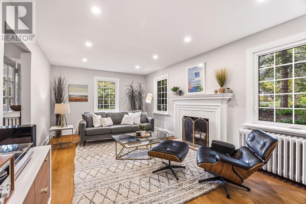 694 ISLAND PARK DRIVE