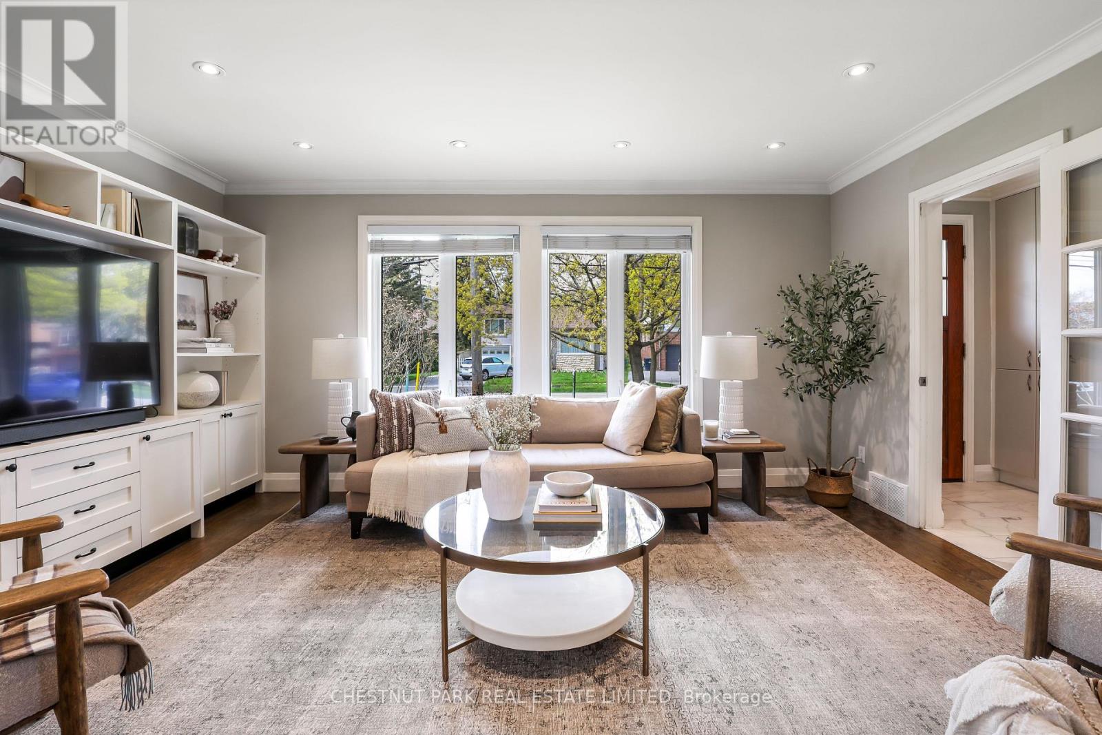 27 CEDARCREST DRIVE