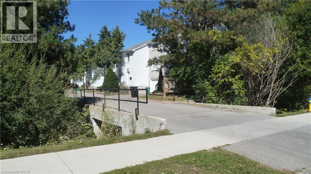 647 ALBERT Street Unit# 4