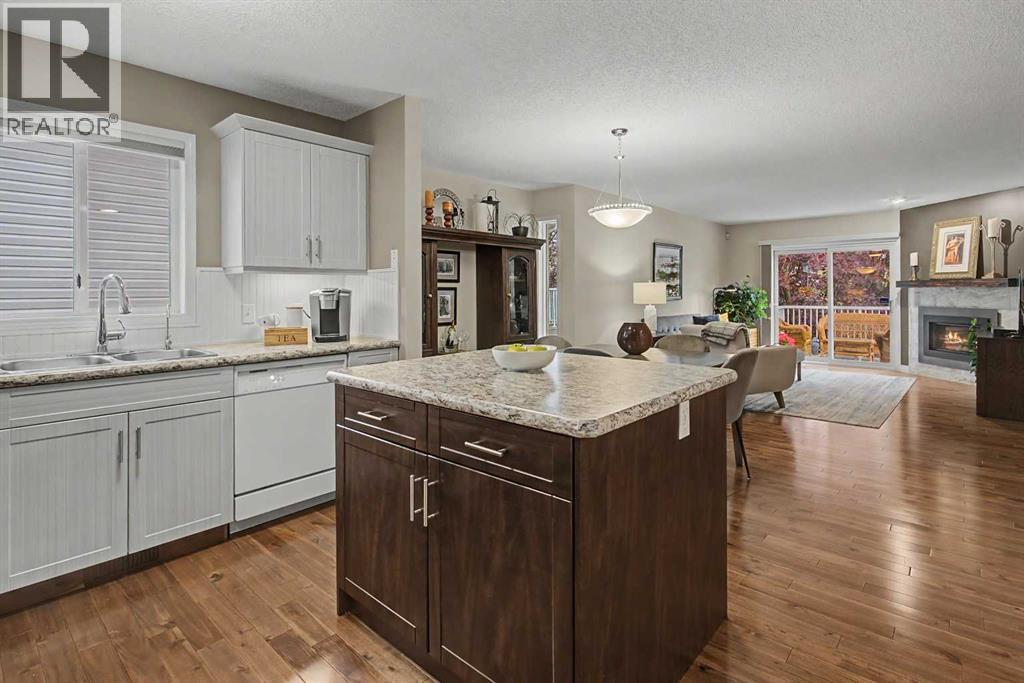 138 Hawkstone Manor NW