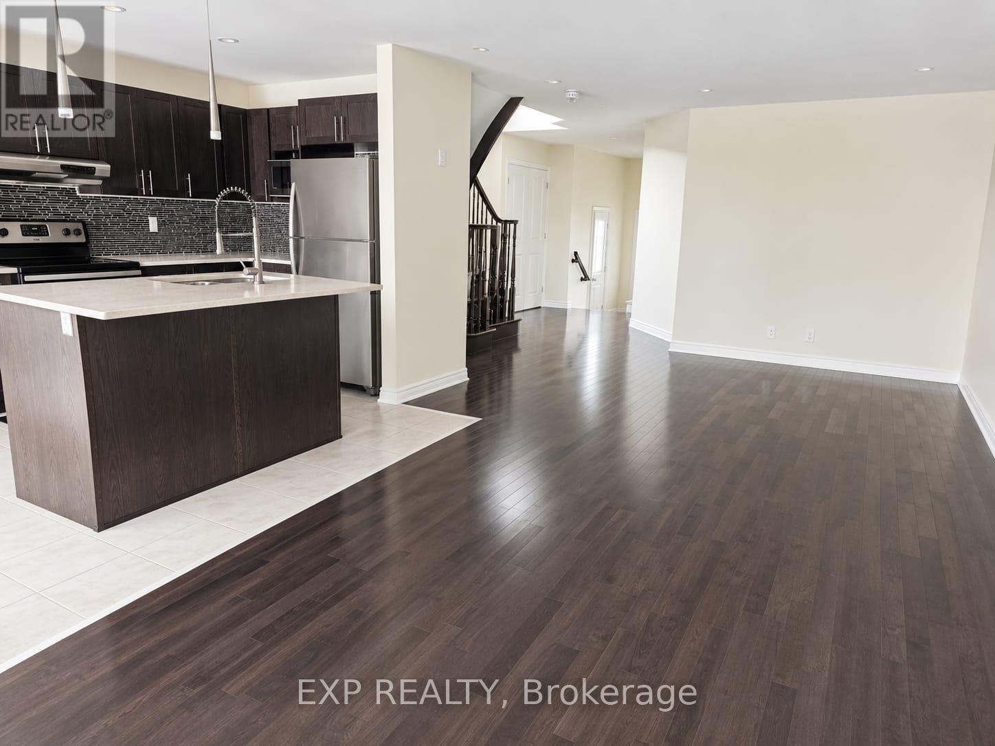 55 FALLENGALE CRESCENT