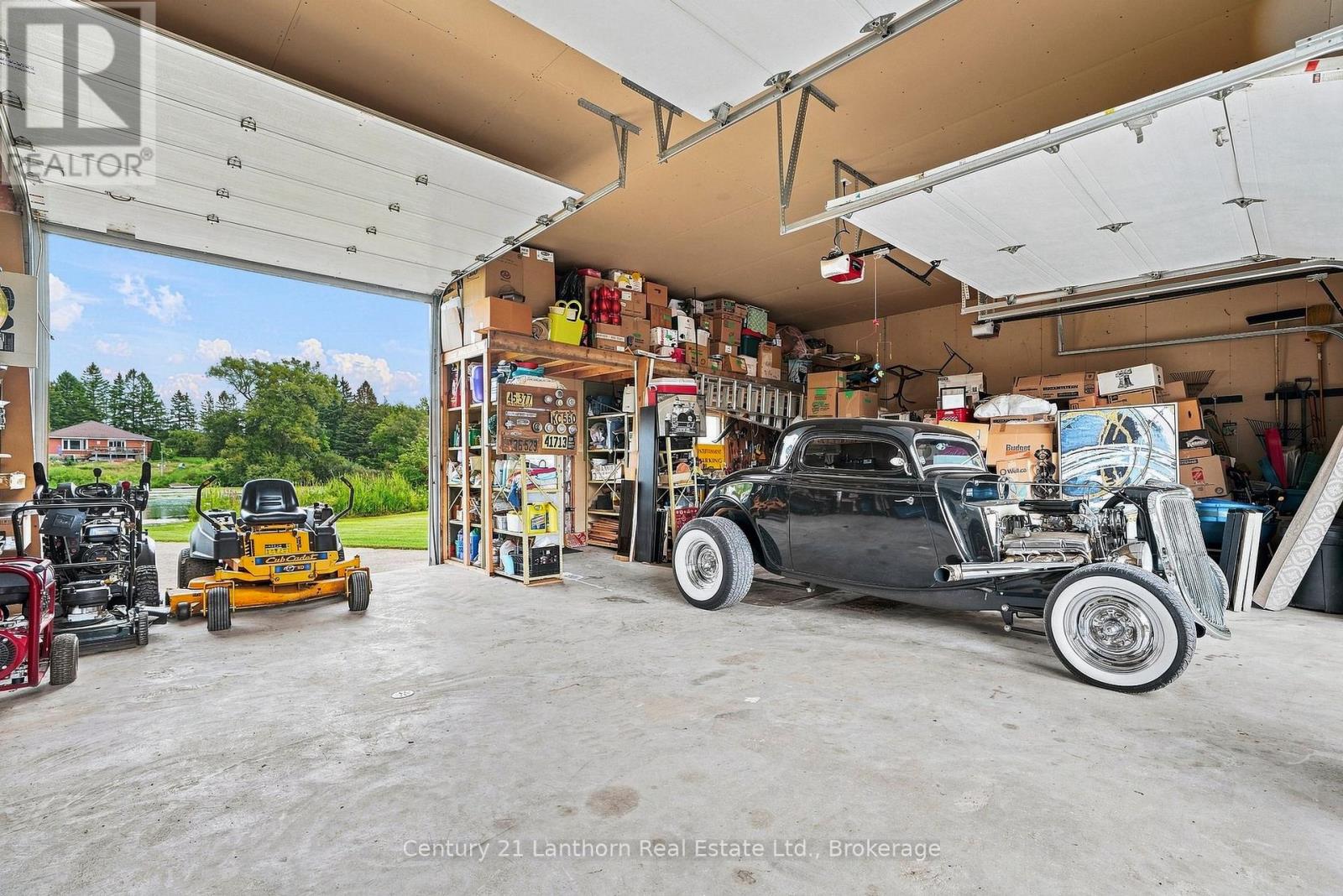 2318 HUTCHESON (HWY 15) DRIVE