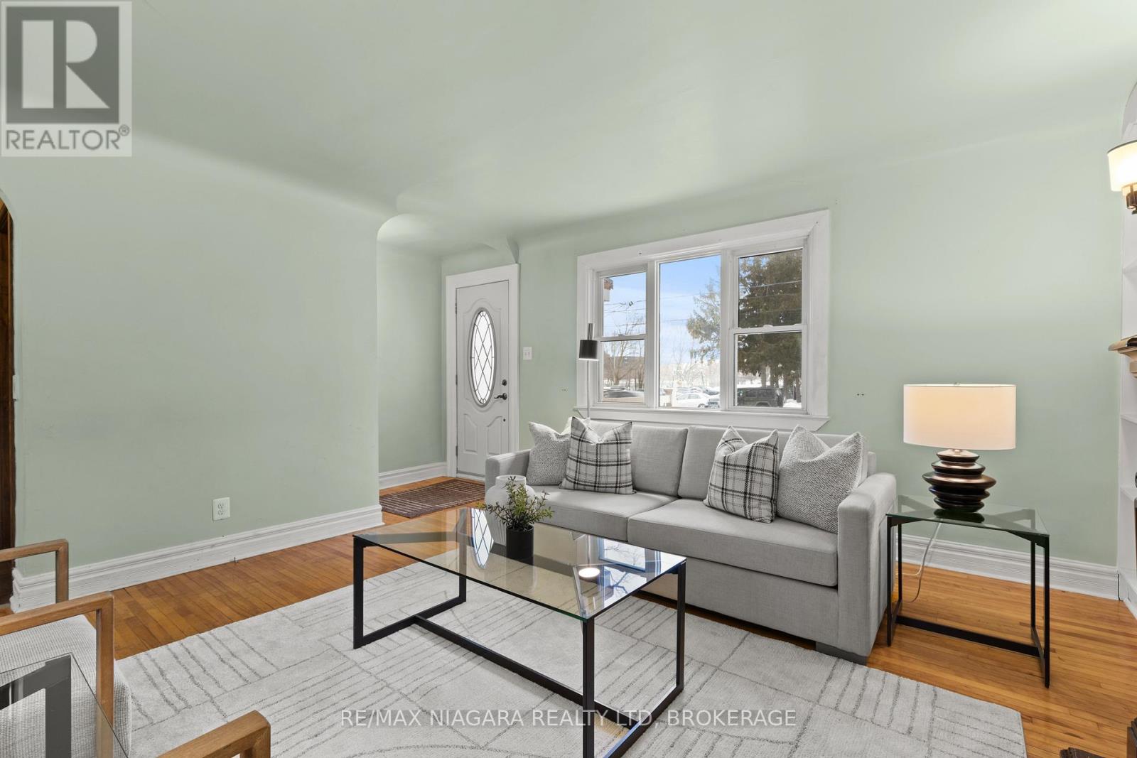 401 FIELDEN AVENUE