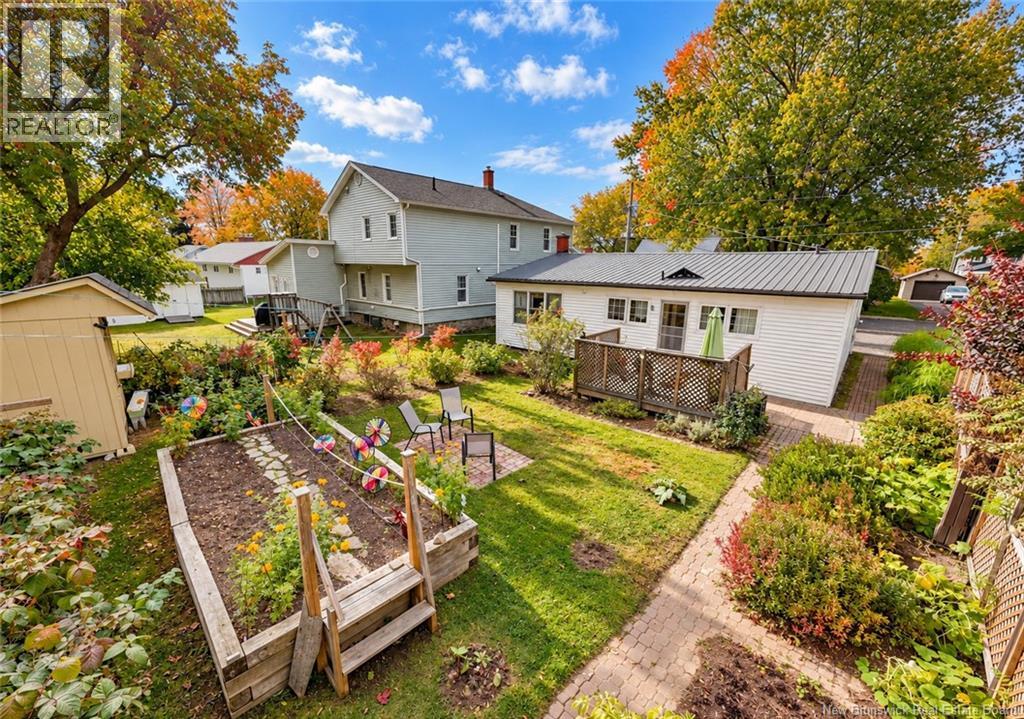 761 Byng Street - Photo 4