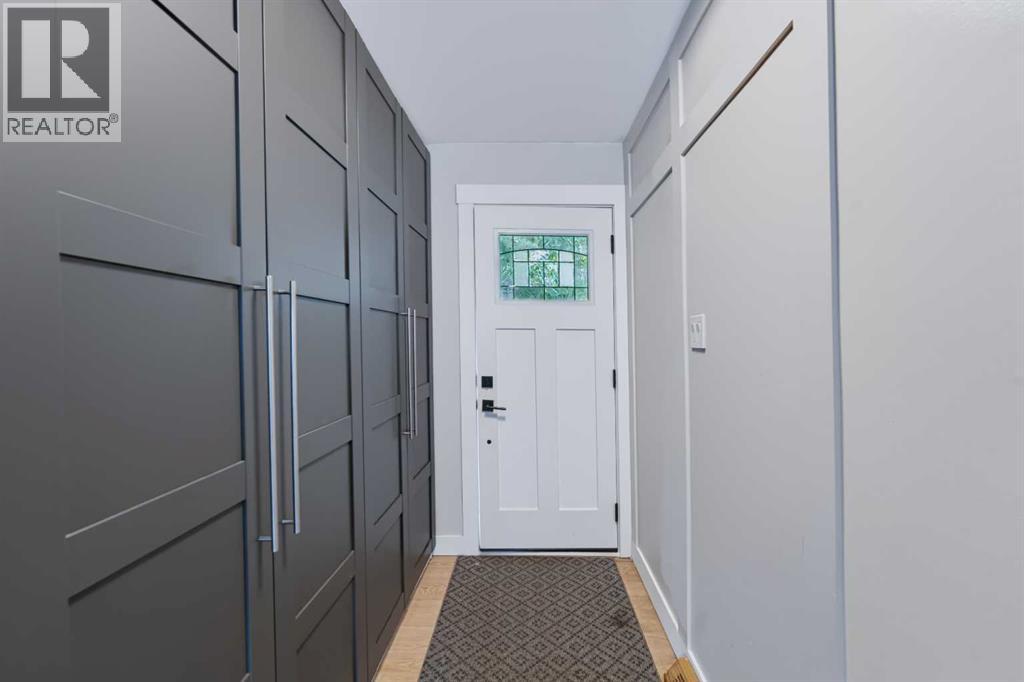 115 Flavelle Road SE