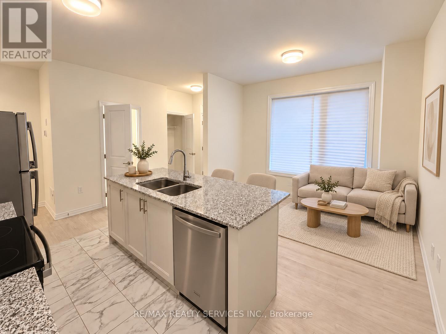 48 THORNBIRD CRESCENT