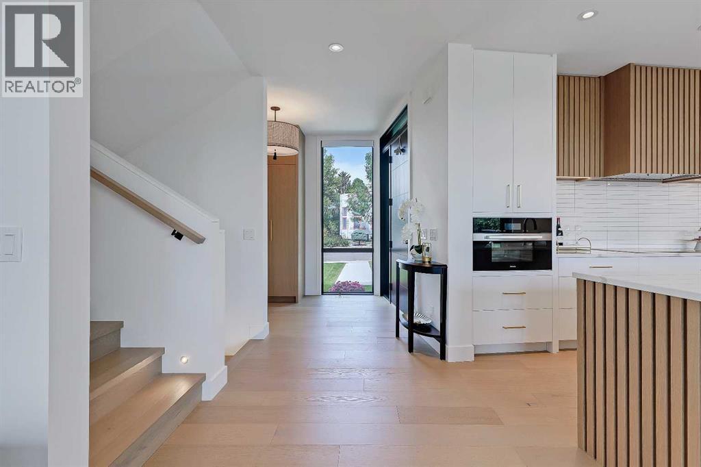 159 Rosery Drive NW