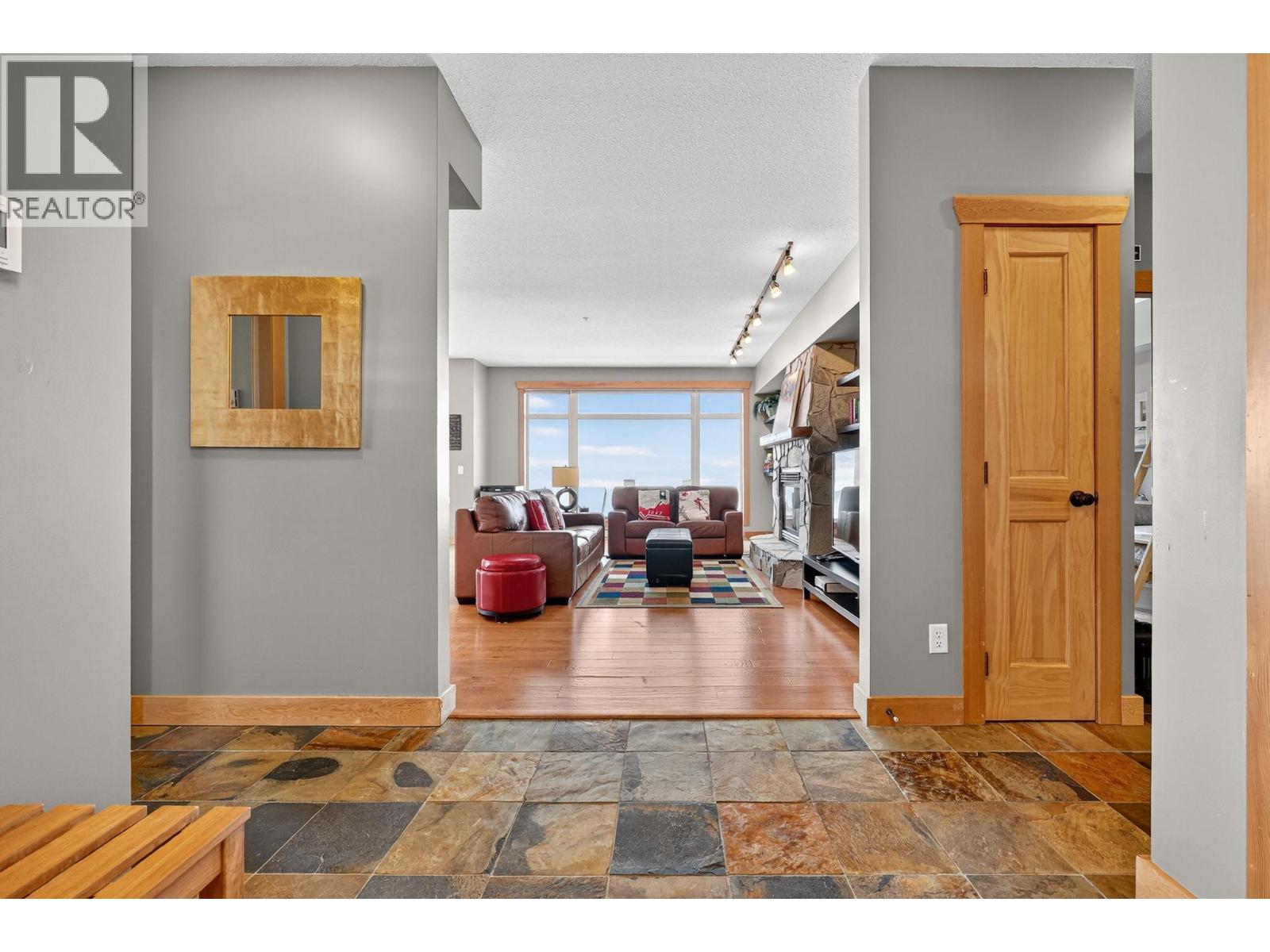 315 Whitehorse Lane Unit# 203