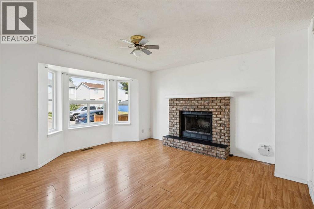 104 Falmere Way NE
